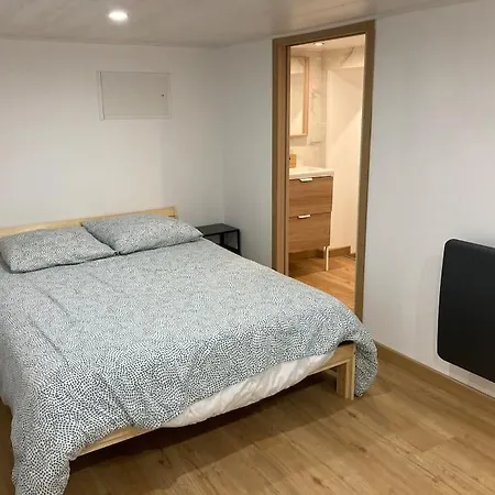 Chaleureux Proche Centre Apartment *